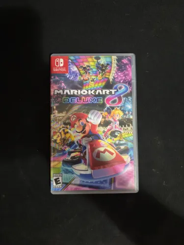 Jogo Mario Kart 8 Deluxe (Nintendo Switch) - Perfeito Estado