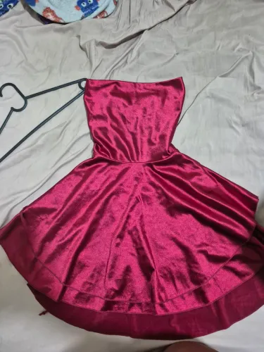 Vestido shein rodado de cetim tamanho P