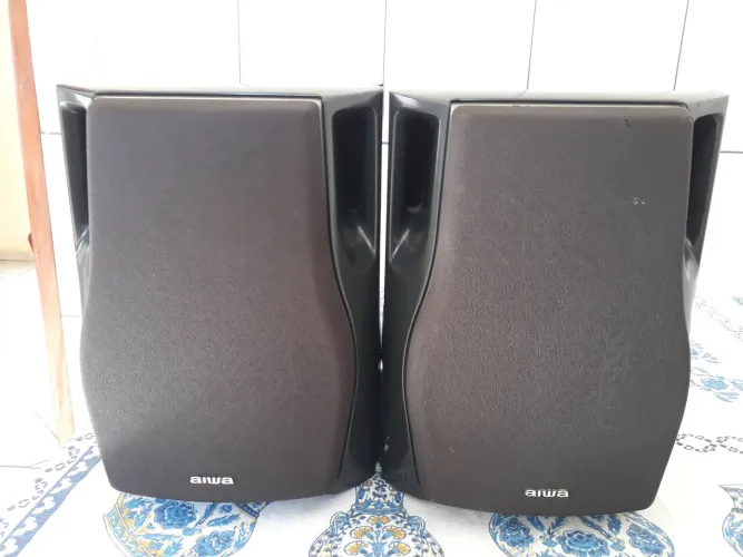 Par caixas acústicas aiwa nsx f9 f12 f15 usadas com detalhes sony Philips jvc gradiente