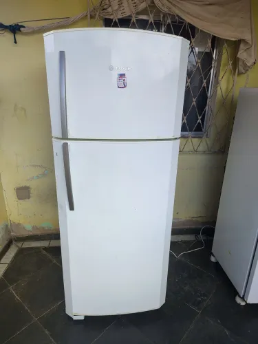 Geladeira Bosch em ótimo estado de conservação e funcionamento!