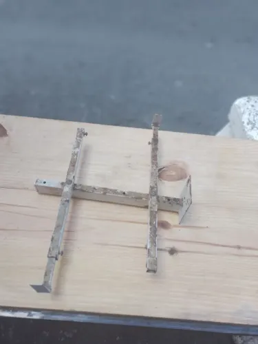 Suporte para  microondas de ferro   . PINTOU tá novo