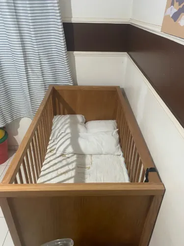 Berço para bebê à venda 
