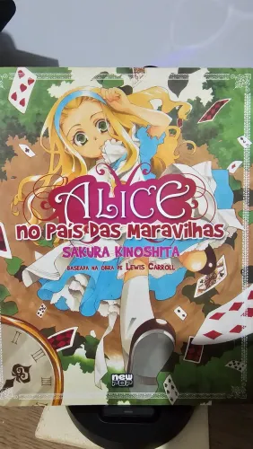 Mangá Alice no país das maravilhas