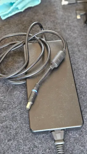Carregador Dell Original 240W - Usado