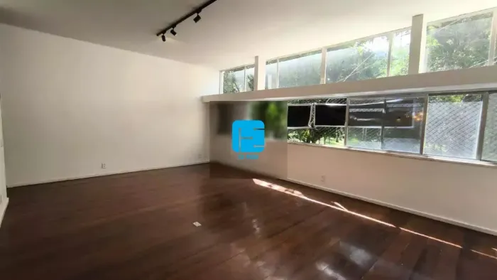 Ótimo apartamento 03 Quartos com Suíte na Praia do Flamengo