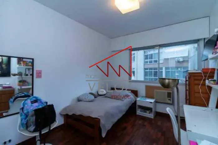 Apartamento : / Residencial / Leblon