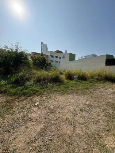 Terreno à venda, 450 m² por R$ 530.000,00 - Glória - Macaé/RJ