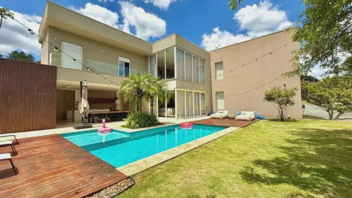 Casa em condomínio em Cotia, casa na Granja Viana para venda em Cotia/SP