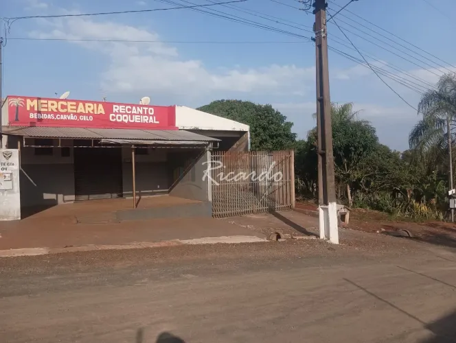 Chácara à venda 3 Quartos, 1 Suite, 1 Vaga, 2172M², Coqueiral, Arapongas - PR