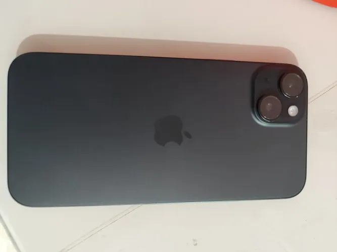iPhone 15 plus 128gb