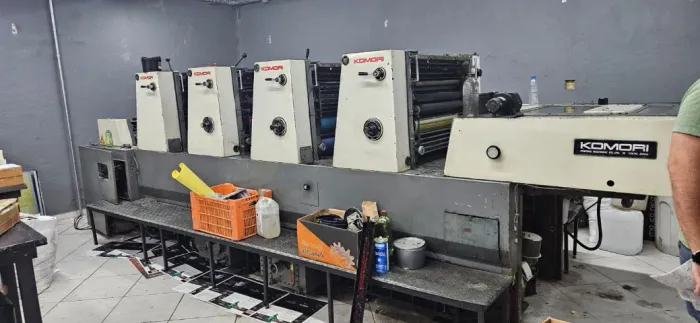 impressora offset 4 cores