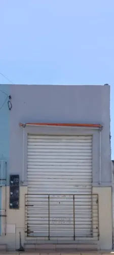 Aluga-se um . Comercial