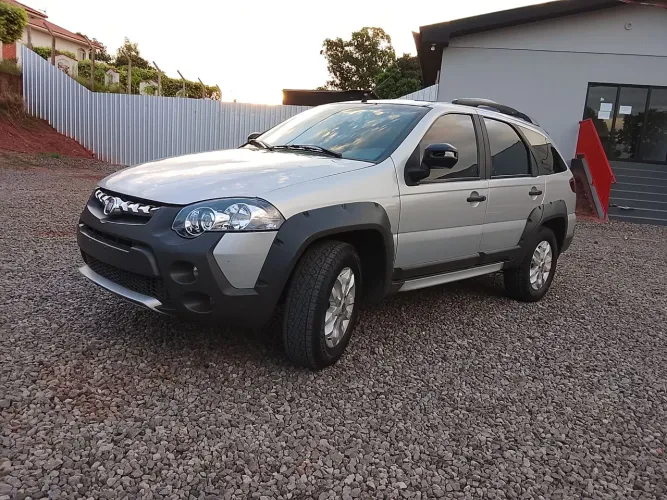Fiat Palio Week. Adv/adv Tryon 1.8 MPI Flex 2013