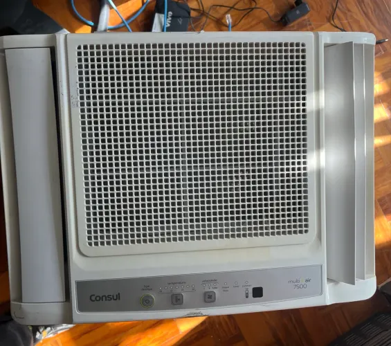 Ar-condicionado CÔNSUL 127V 7500 BTUS