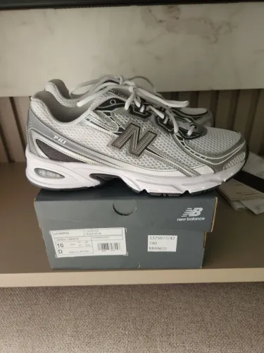 Tênis New Balance 740 Original