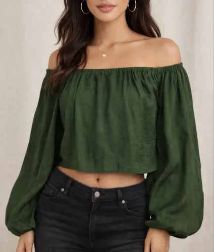 Blusa FARM Verde Manga Longa Ombro a Ombro