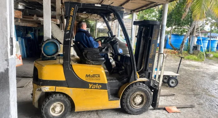 Empilhadeira Yale GLP050VX 2,2 toneladas