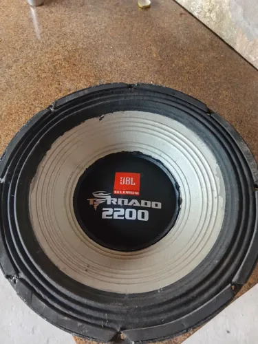 Auto falante tornado 2200