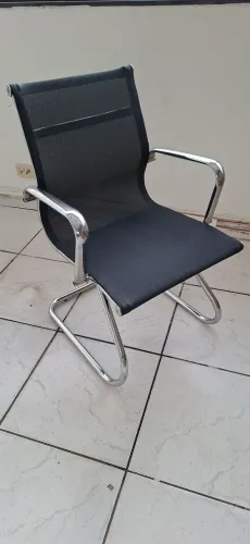 Cadeiras de Escritório Office Sevilla c/ apoio de braços (Vendo as 8 juntas ou separadas)