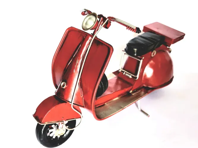Lambreta miniatura para decoração