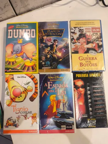 Fita Em VHS Disney A espada era lei - Tigrão - Dumbo - A guerra dos botões LACRADAS