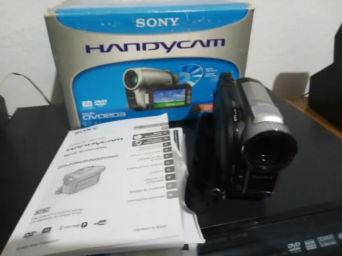 Filmadora Sony DVD203