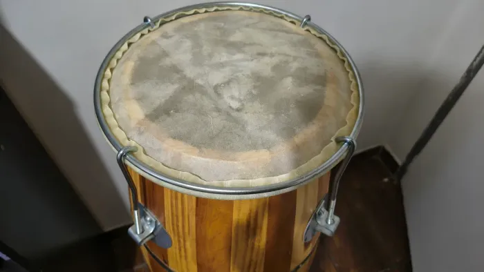 Atabaque 100cm Afinação Em Presilhas Aro De Metal (O Acústico)