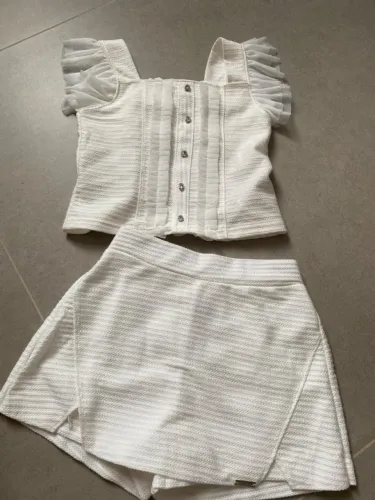 conjunto infantil de blusa e short saia tamanho 10