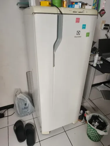 Geladeira eletrolux