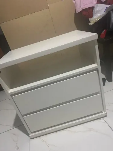 Criado mudo 