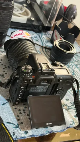CÂMERA NIKON D7500 (TANQUE DE GUERRA)