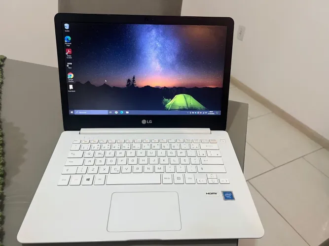 Notebook LG Compacto White - 8GB RAM / SSD 240GB - Perfeito para Estudos e Faculdade!