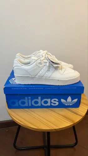 Adidas Rivalry Low Triple White