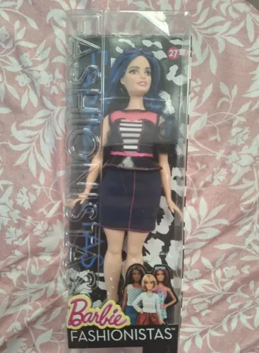 Barbie Fashionista 27 , 2015