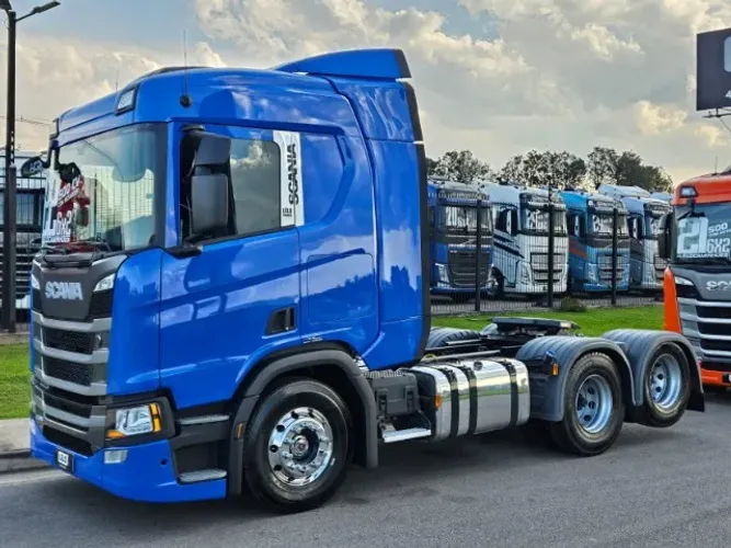 Scania R500 6x2 Ano 2022 Automático Histórico de Manutenção na Concessionária RETARDER