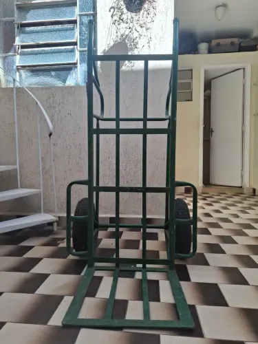 Carrinho de Carga em L