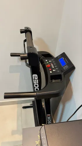 Esteira Elétrica Kikos E500i - Com Defeito