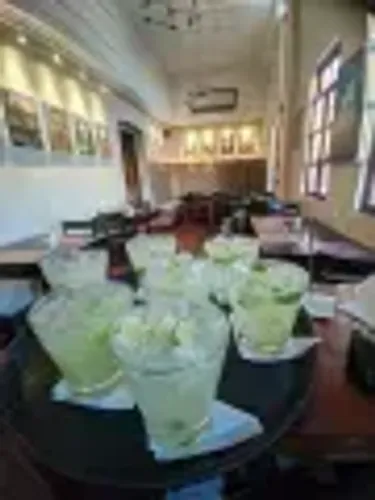 Barman garçom eventos HHEVENTOS Whats CONTATO -->(71)9-8_6_1_5 - 0_8_9_3