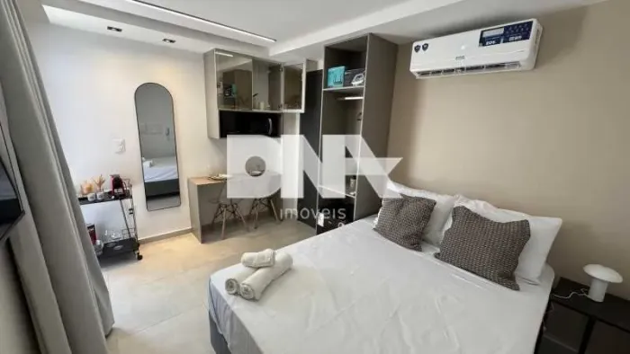 Flat : / Residencial / Jardim Oceania