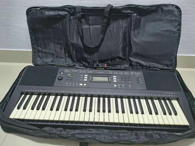 Teclado Yamaha PSR E343