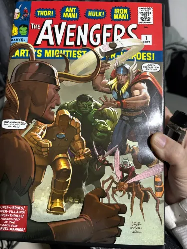 The avengers omnibus vol 1 primeira ed usado slipcase levemente avariada