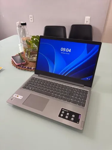 Notebook Seminovo Lenovo Core i5 10 Geração 8GB SSD 256GB (Aceito Cartão)
