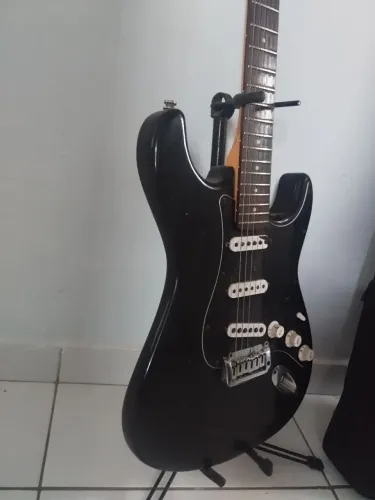 Guitarra Strato