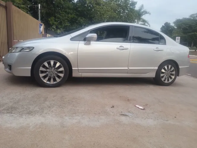 Honda Civic Sed. Lxl/ LXL SE 1.8 Flex 16V Aut. 2011