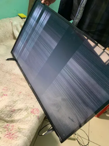 Vendo tb smart 43 polegadas tudo ok porém tela ruim 