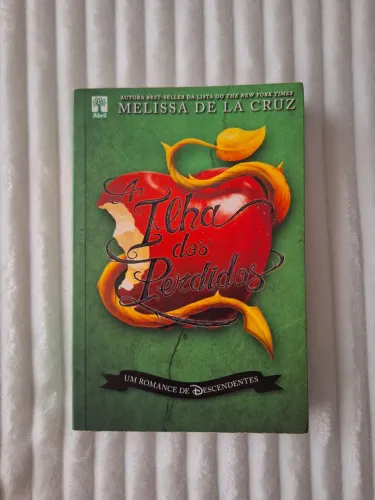 Livro - A Ilha dos Perdidos (Melissa de La Cruz)