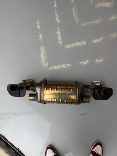 Escapamento/abafador original Porsche 911.