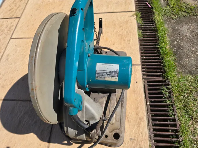 Vendo policorte da makita semi nova