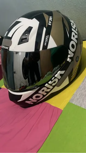 Vendo capacete norisk