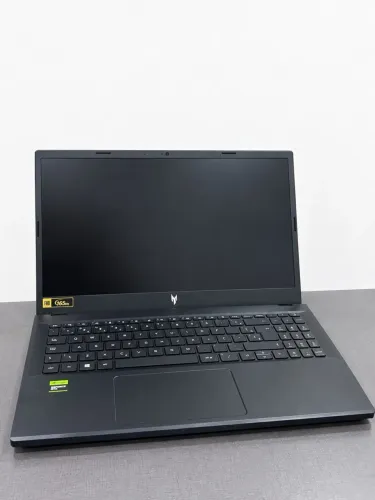 Notebook Acer Nitro V15 i7 13ger / 16gb / RTX4060 8gb / 512 / Tela 15.6? Full Hd 165hz